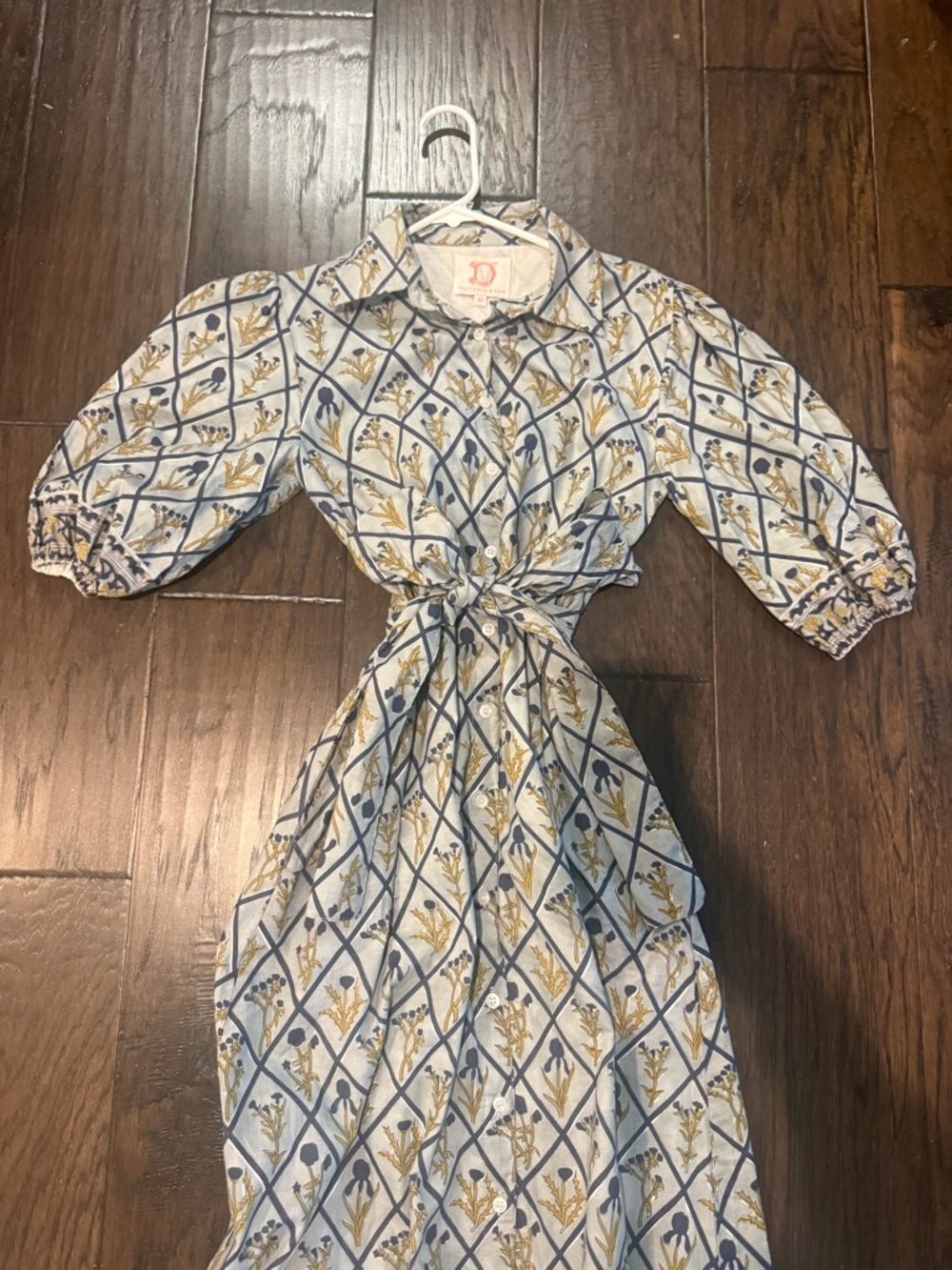 Victoria Dunn Light Blue Floral Button-Up Shirt
